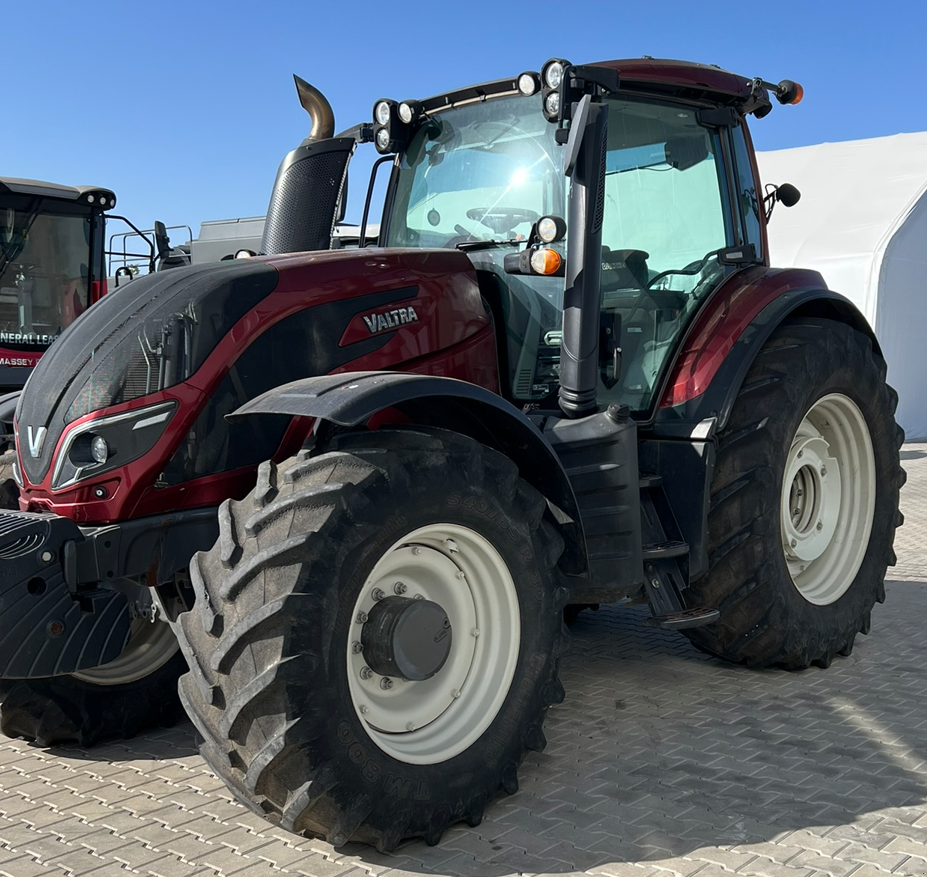 Traktor van het type Valtra T194 HiTech, Gebrauchtmaschine in Orţişoara (Foto 2)