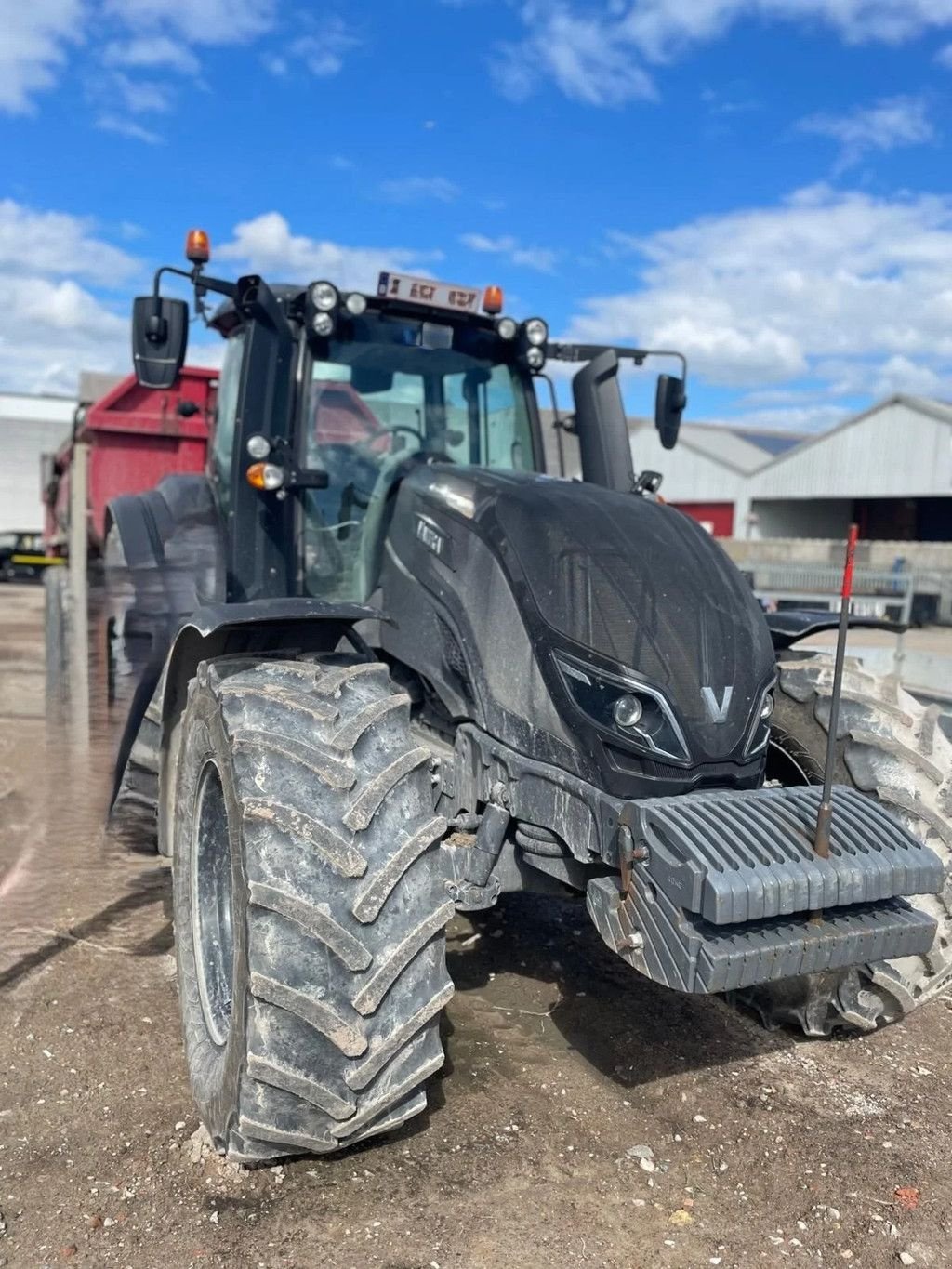 Traktor tipa Valtra T194 T194, Gebrauchtmaschine u Wevelgem (Slika 1)