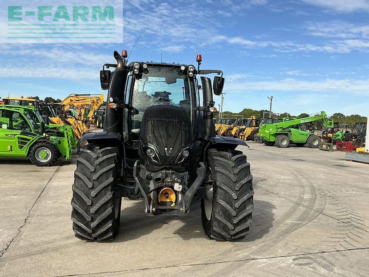 Traktor типа Valtra t194 versu tractor (st20936) Versu, Gebrauchtmaschine в SHAFTESBURY (Фотография 3)