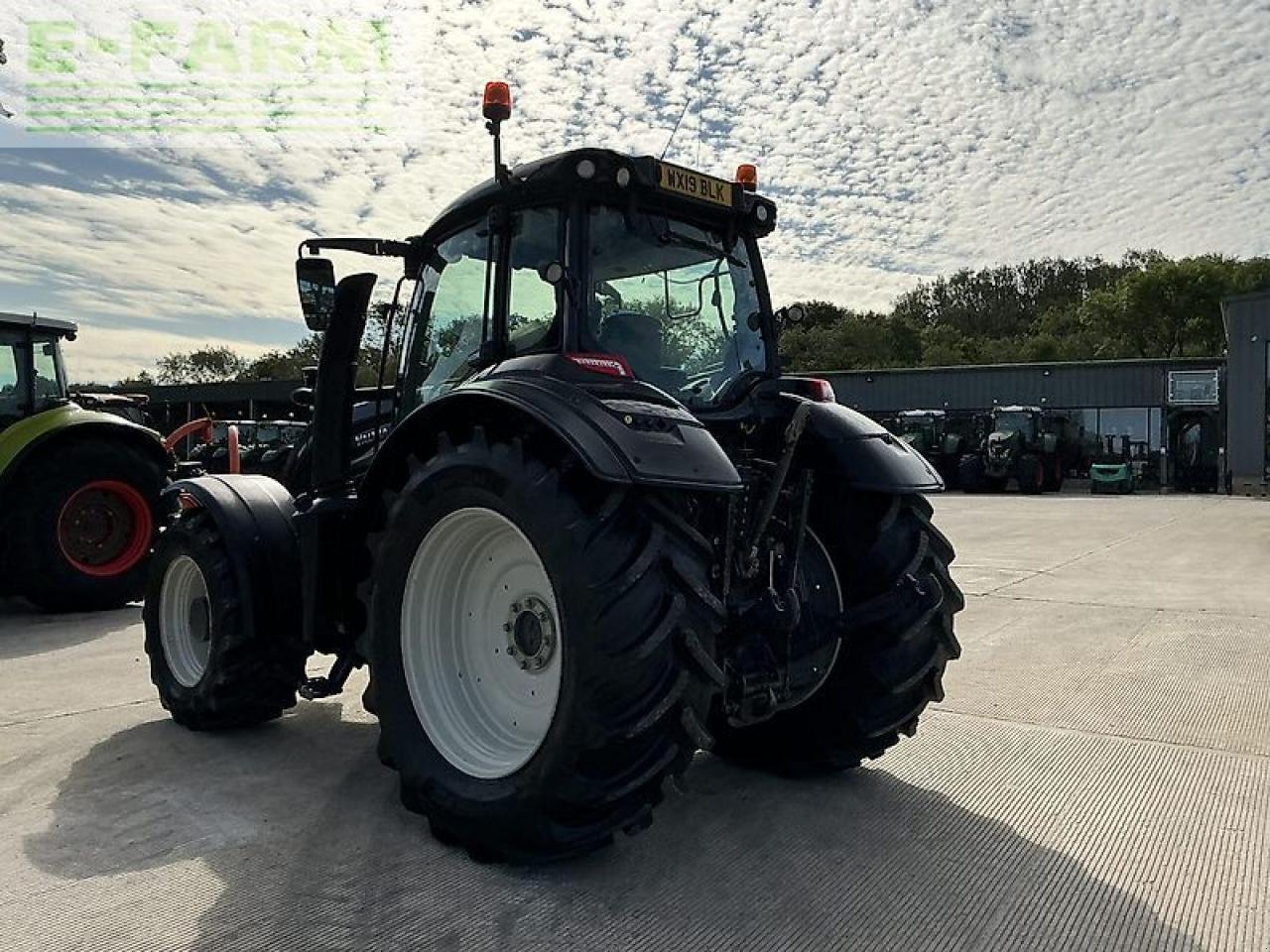 Traktor des Typs Valtra t194 versu tractor (st20936) Versu, Gebrauchtmaschine in SHAFTESBURY (Bild 7)