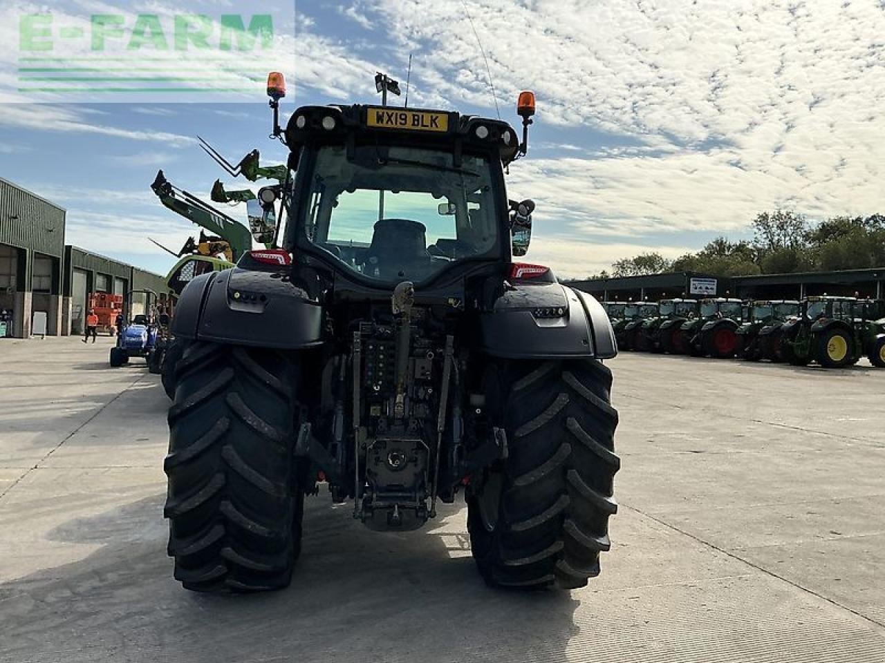 Traktor типа Valtra t194 versu tractor (st20936) Versu, Gebrauchtmaschine в SHAFTESBURY (Фотография 8)