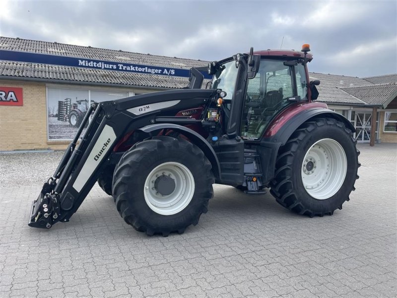 Traktor van het type Valtra T195 Active Med Ålø Q7M frontlæsser, Gebrauchtmaschine in Nimtofte (Foto 1)