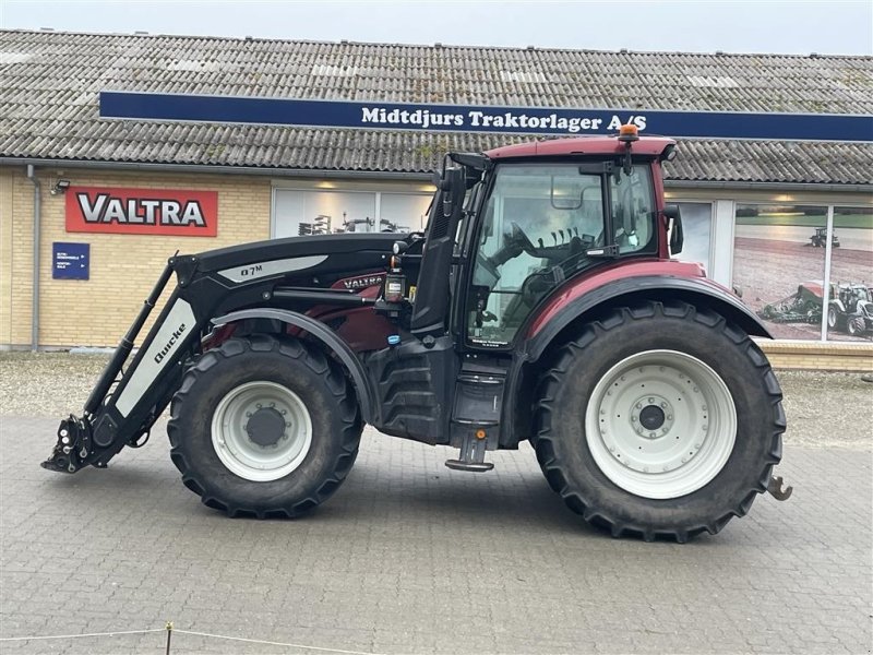 Traktor типа Valtra T195 Active Med Ålø Q7M frontlæsser, Gebrauchtmaschine в Nimtofte