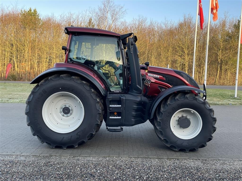 Traktor van het type Valtra T195 Active, Gebrauchtmaschine in Nimtofte (Foto 6)