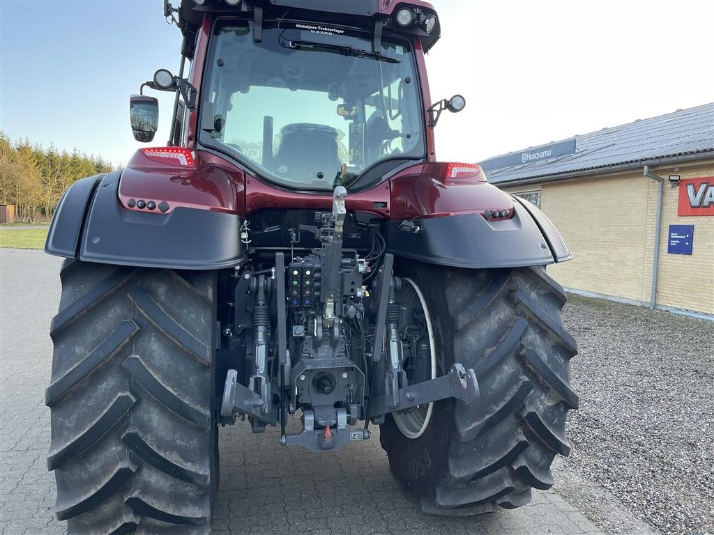 Traktor typu Valtra T195 Active, Gebrauchtmaschine w Nimtofte (Zdjęcie 8)