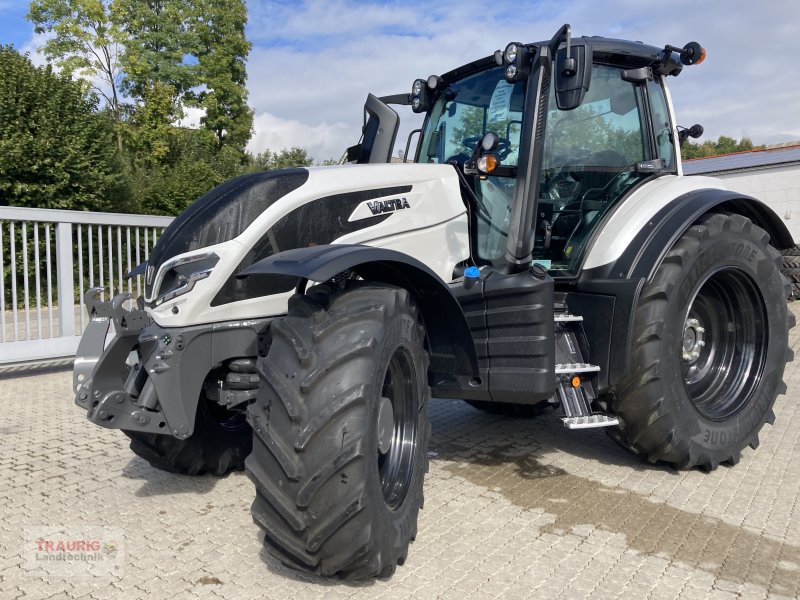 Traktor del tipo Valtra T195D mit Vollausstattung, Neumaschine en Mainburg/Wambach