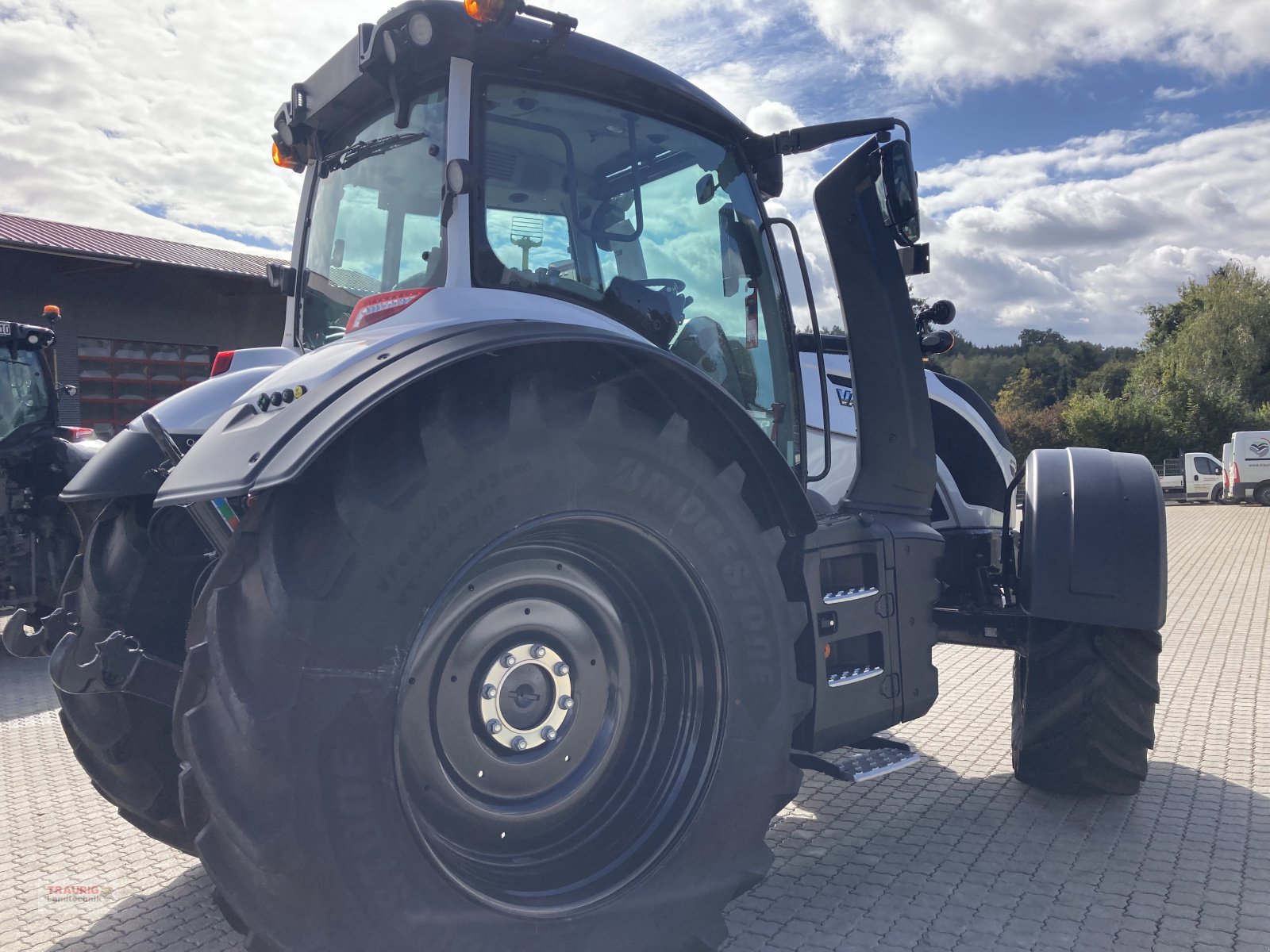 Traktor tip Valtra T195D mit Vollausstattung, Neumaschine in Mainburg/Wambach (Poză 8)