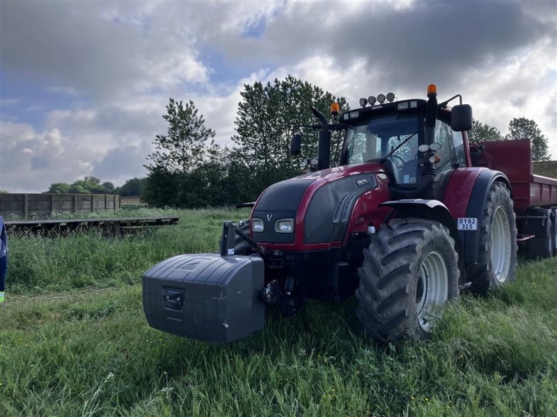 Traktor типа Valtra T202 Direct, Gebrauchtmaschine в Høng