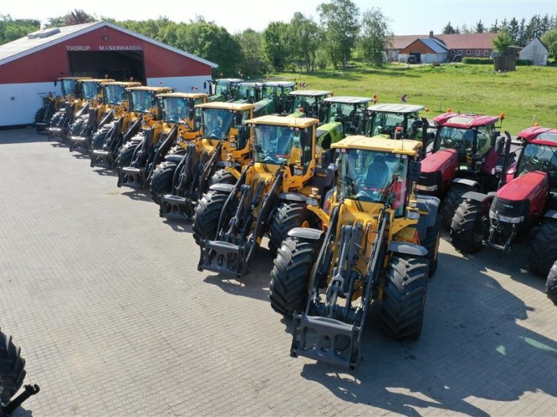 Traktor tip Valtra T202 PÅ VEJ HJEM!, Gebrauchtmaschine in Nørager