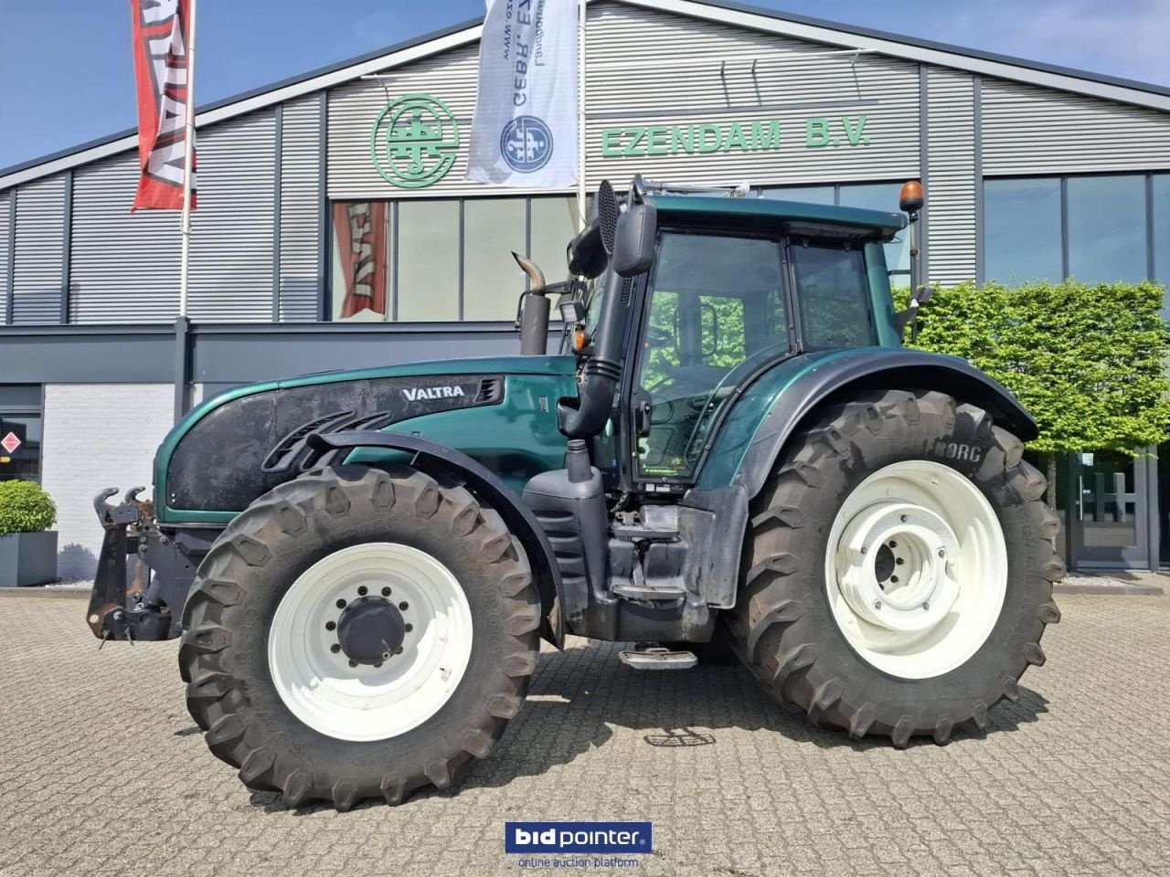 Traktor van het type Valtra T202, Gebrauchtmaschine in Deurne (Foto 3)