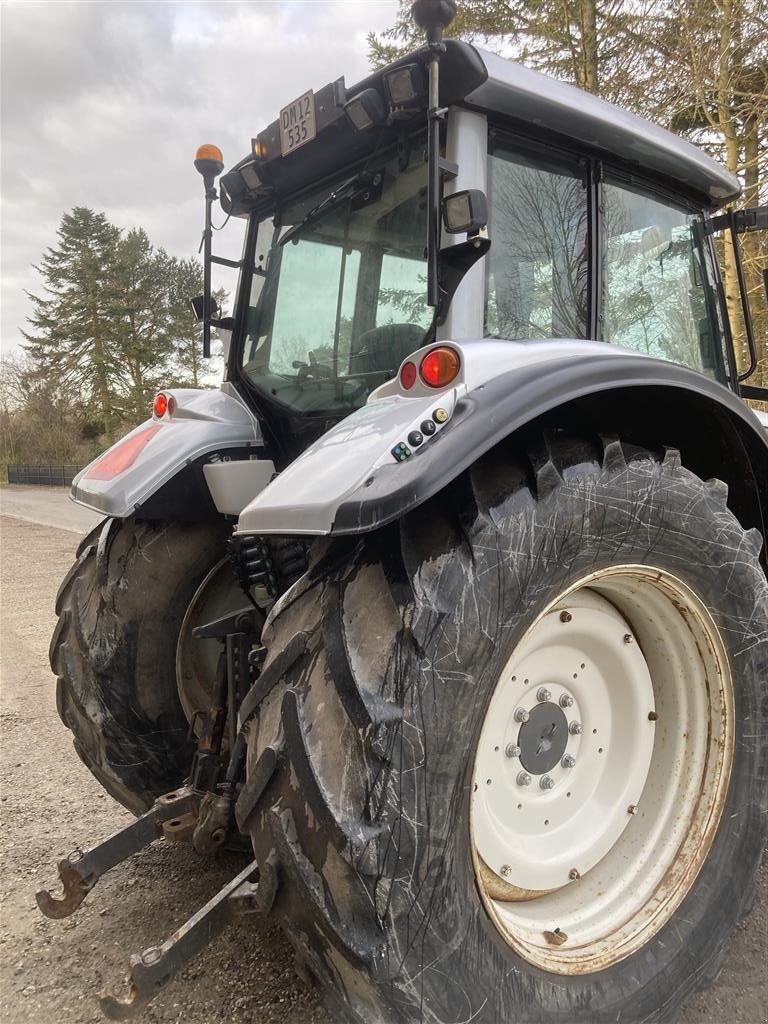 Traktor от тип Valtra T203 Direct Vario, Gebrauchtmaschine в Store Heddinge (Снимка 4)