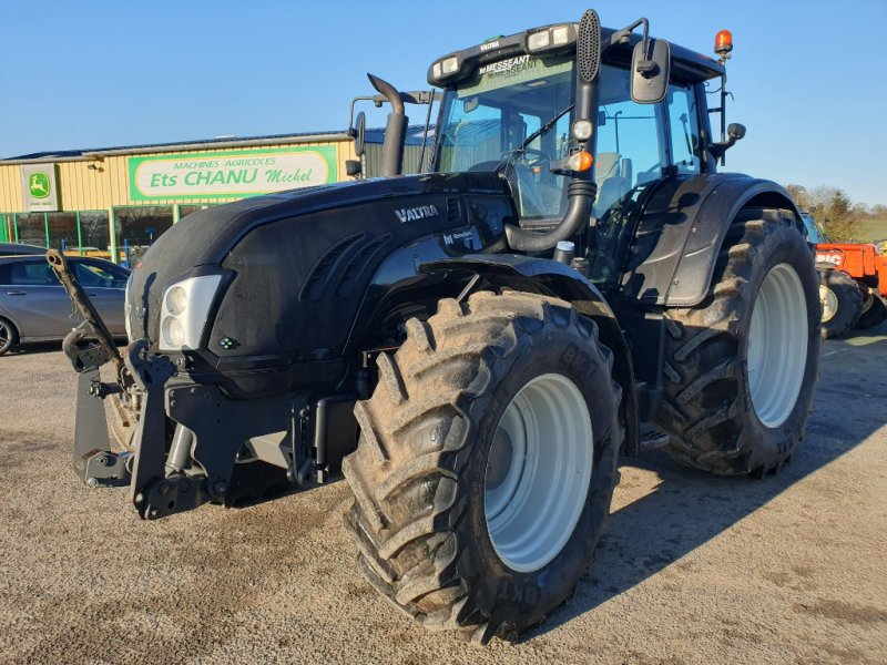 Traktor van het type Valtra T203D, Gebrauchtmaschine in DOMFRONT (Foto 1)