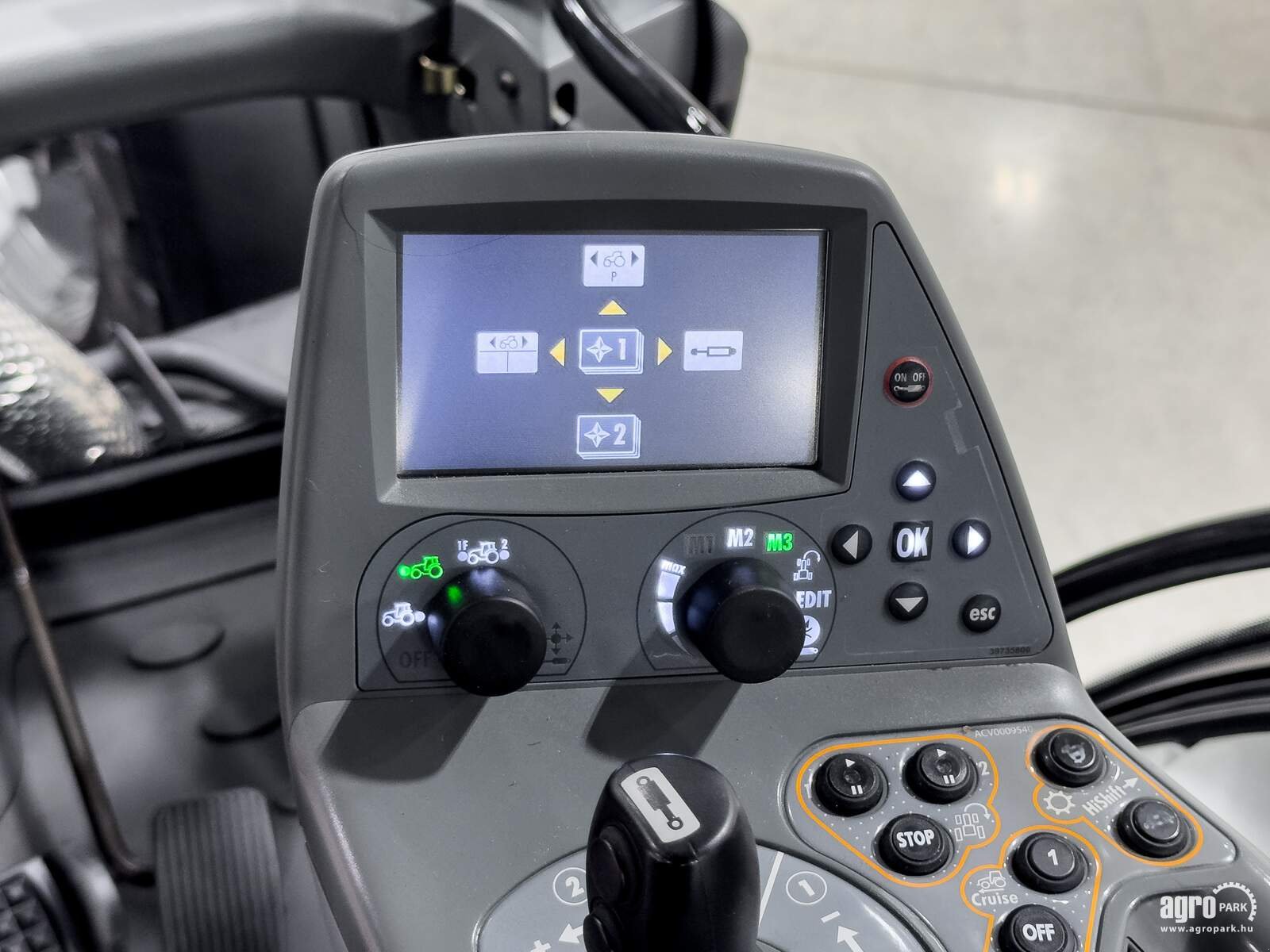 Traktor del tipo Valtra T213, Gebrauchtmaschine en Csengele (Imagen 14)