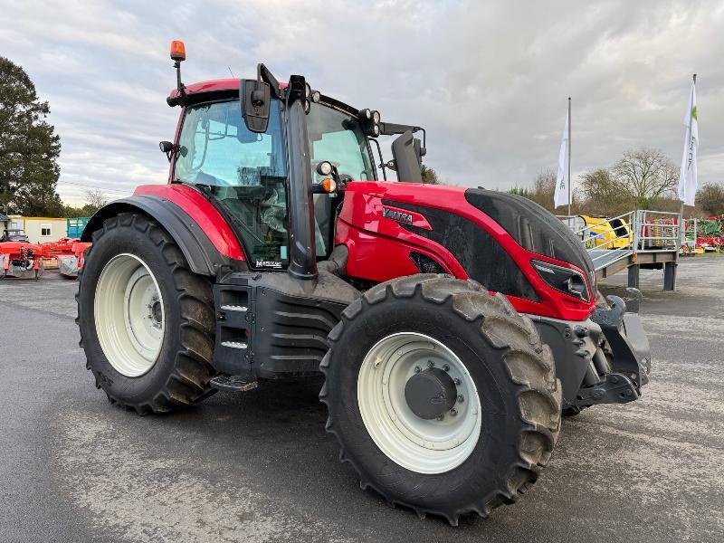 Traktor du type Valtra T214 DIRECT, Gebrauchtmaschine en Wargnies Le Grand (Photo 3)