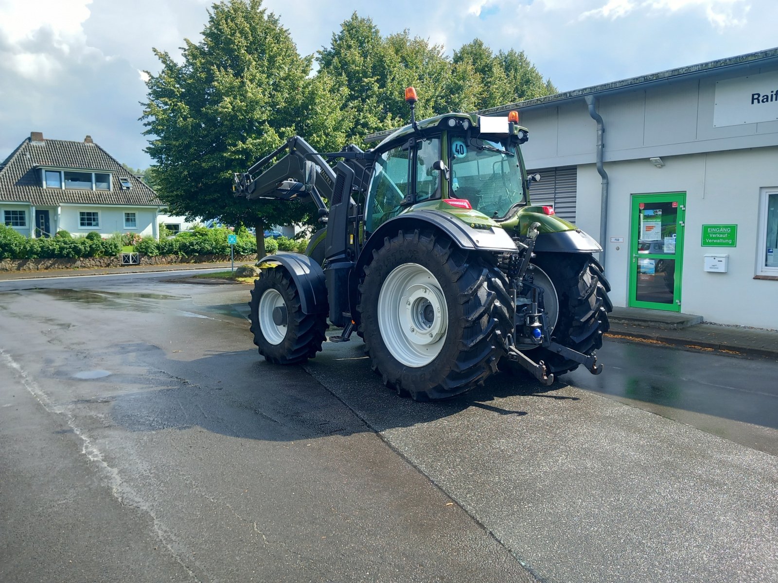 Traktor typu Valtra T214 ecoActive, Gebrauchtmaschine v Eckernförde (Obrázok 10)