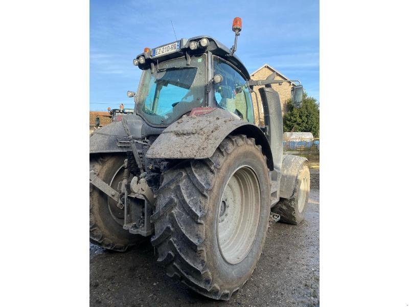 Traktor tip Valtra T214, Gebrauchtmaschine in VOUZIERS (Poză 3)