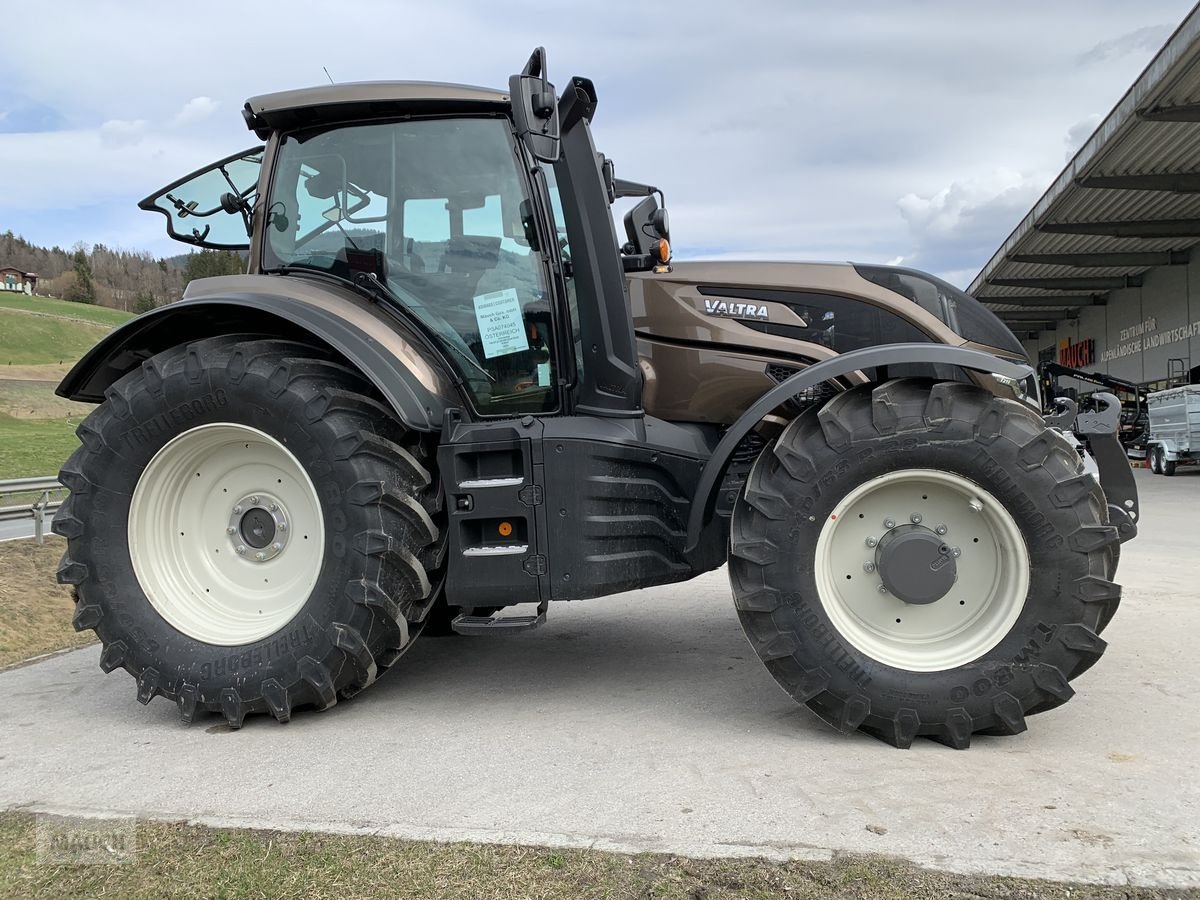 Traktor typu Valtra T215 Direct, Neumaschine w Eben (Zdjęcie 4)