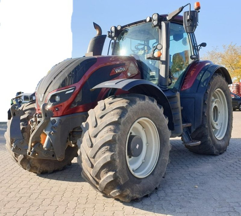 Traktor του τύπου Valtra T234 V Versu, Gebrauchtmaschine σε Bramsche (Φωτογραφία 1)