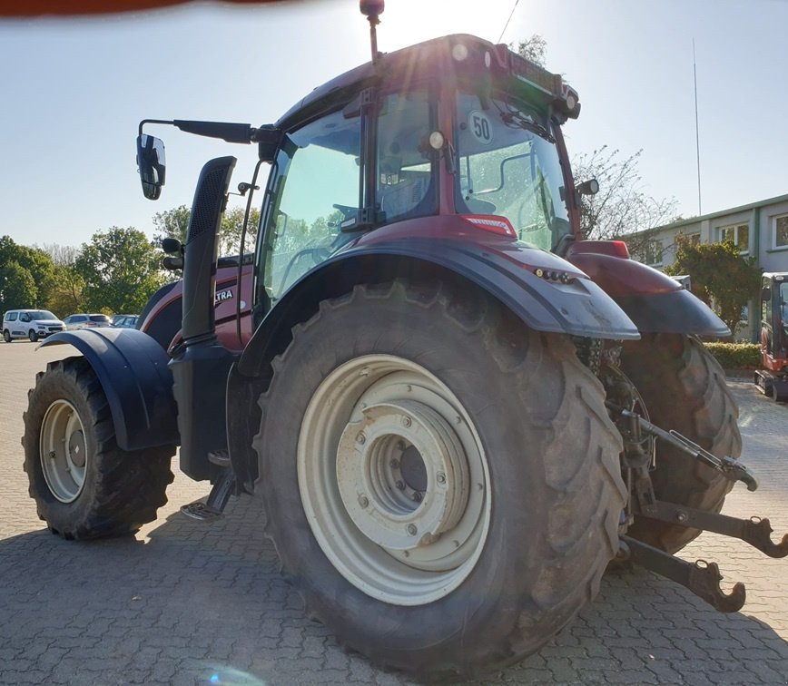 Traktor des Typs Valtra T234 V Versu, Gebrauchtmaschine in Bramsche (Bild 8)