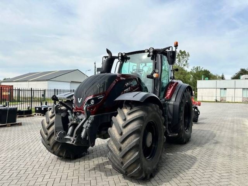 Traktor типа Valtra T234 Versu Smart Touch Twintrac, Gebrauchtmaschine в Marknesse (Фотография 10)