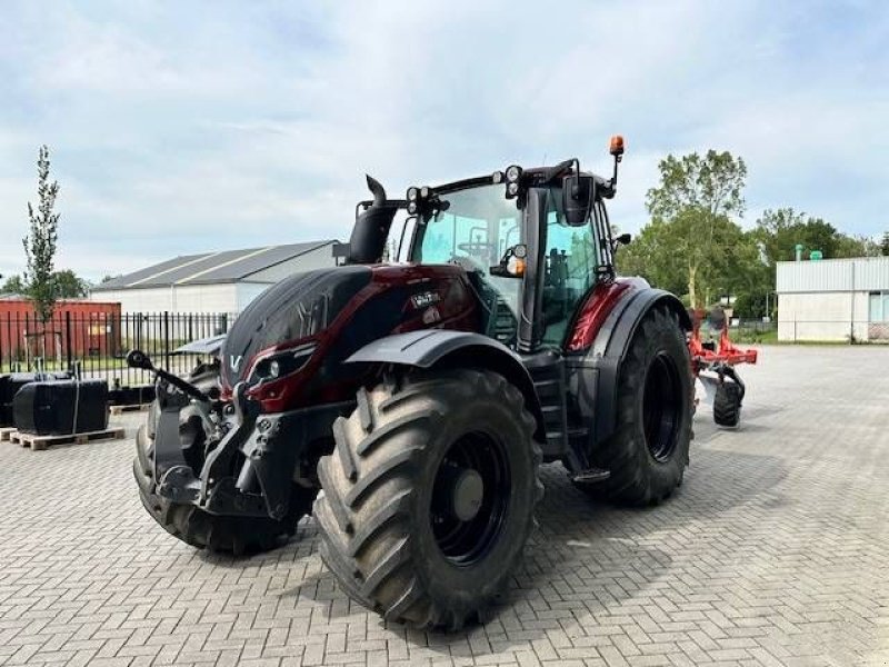 Traktor типа Valtra T234 Versu Smart Touch Twintrac, Gebrauchtmaschine в Marknesse (Фотография 5)