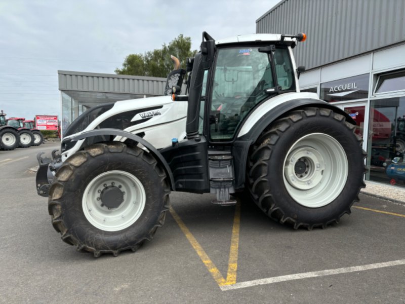 Traktor tip Valtra T234 Versu, Gebrauchtmaschine in FLERS (Poză 1)