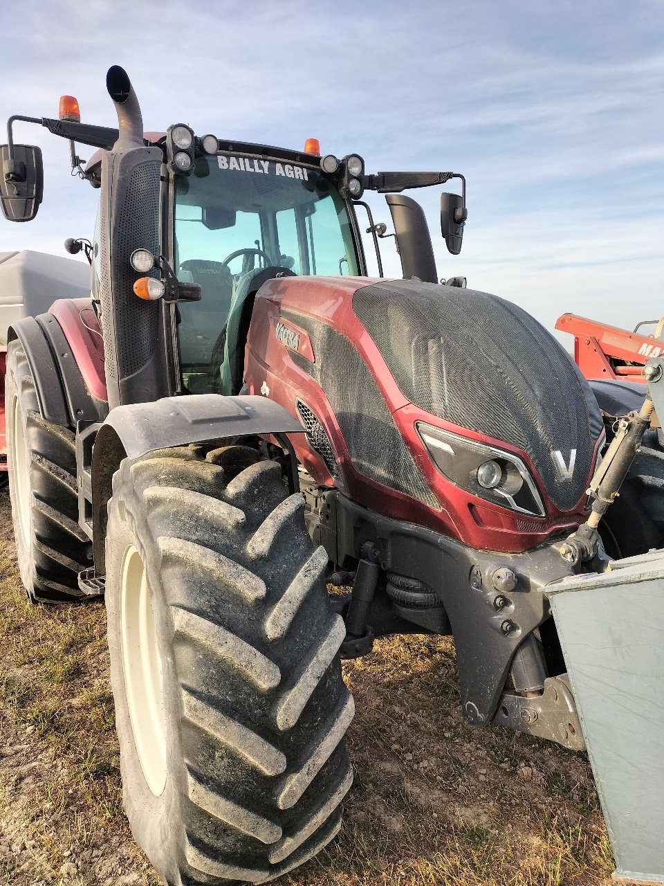 Traktor du type Valtra T234, Gebrauchtmaschine en Marolles (Photo 1)