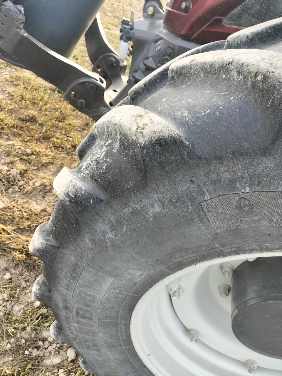 Traktor tip Valtra T234, Gebrauchtmaschine in Marolles (Poză 9)