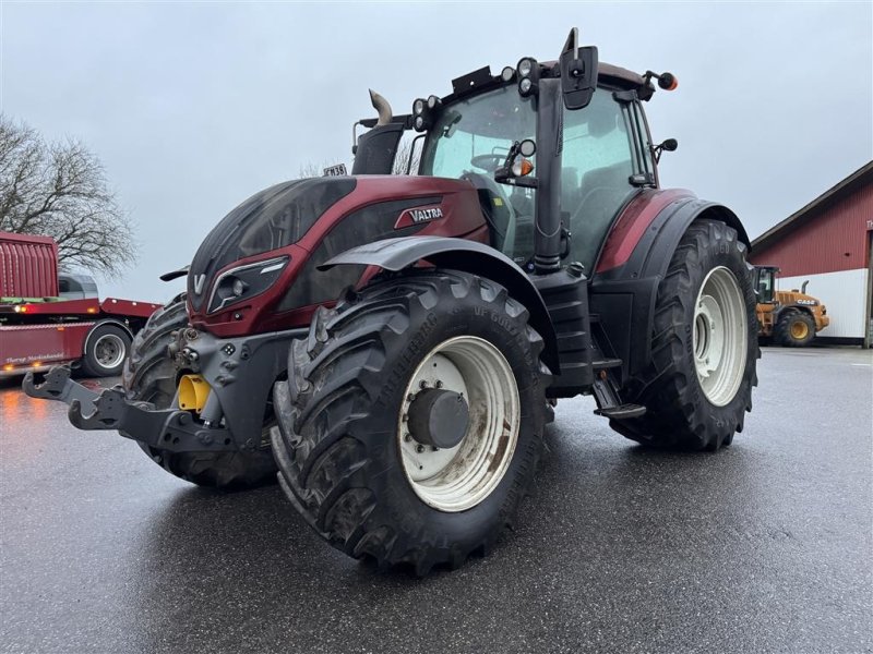 Traktor del tipo Valtra T234D SmartTouch MED FRONT PTO OG AUTOSTYRING!, Gebrauchtmaschine In Nørager (Immagine 1)