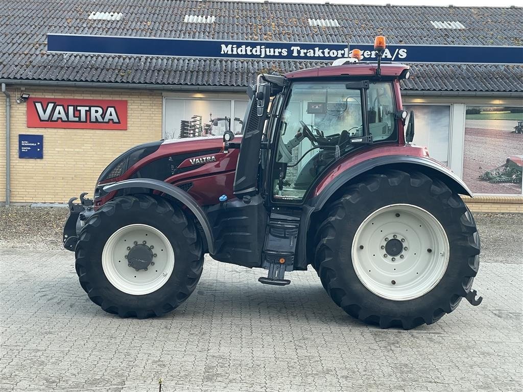 Traktor tipa Valtra T234D SmartTouch, Gebrauchtmaschine u Nimtofte (Slika 1)