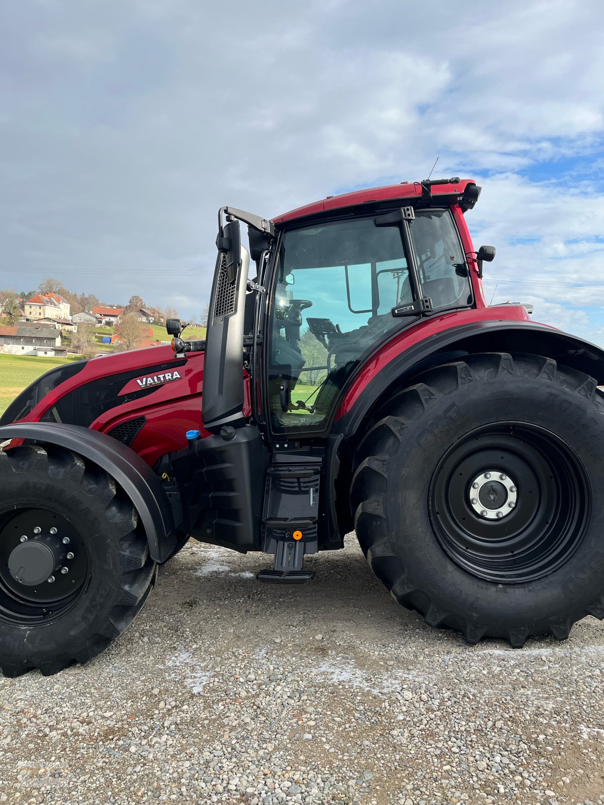 Traktor tip Valtra T235 D, Neumaschine in Neumarkt St. Veit (Poză 6)