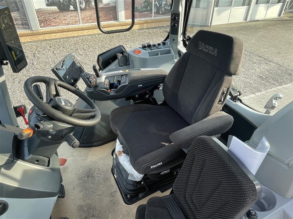 Traktor del tipo Valtra T235 Direct Frontlift, GPS, Gebrauchtmaschine en Nimtofte (Imagen 5)