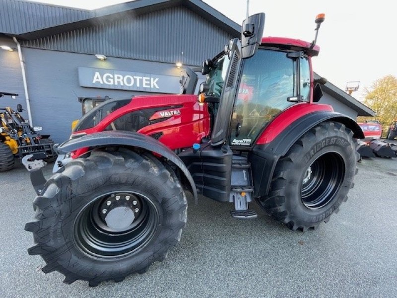 Traktor du type Valtra T235 Direct, Gebrauchtmaschine en Hobro (Photo 1)