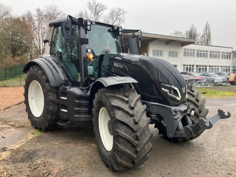 Traktor типа Valtra T235 V 2A1, Neumaschine в Tüttleben (Фотография 15)