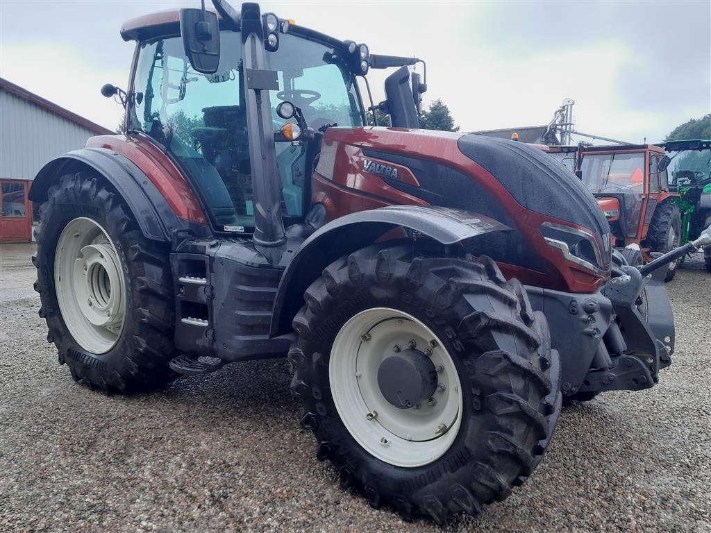 Traktor typu Valtra T235 Versu, Gebrauchtmaschine w Gudbjerg (Zdjęcie 5)