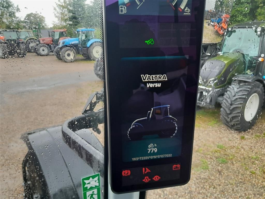 Traktor tipa Valtra T235 Versu, Gebrauchtmaschine u Gudbjerg (Slika 8)