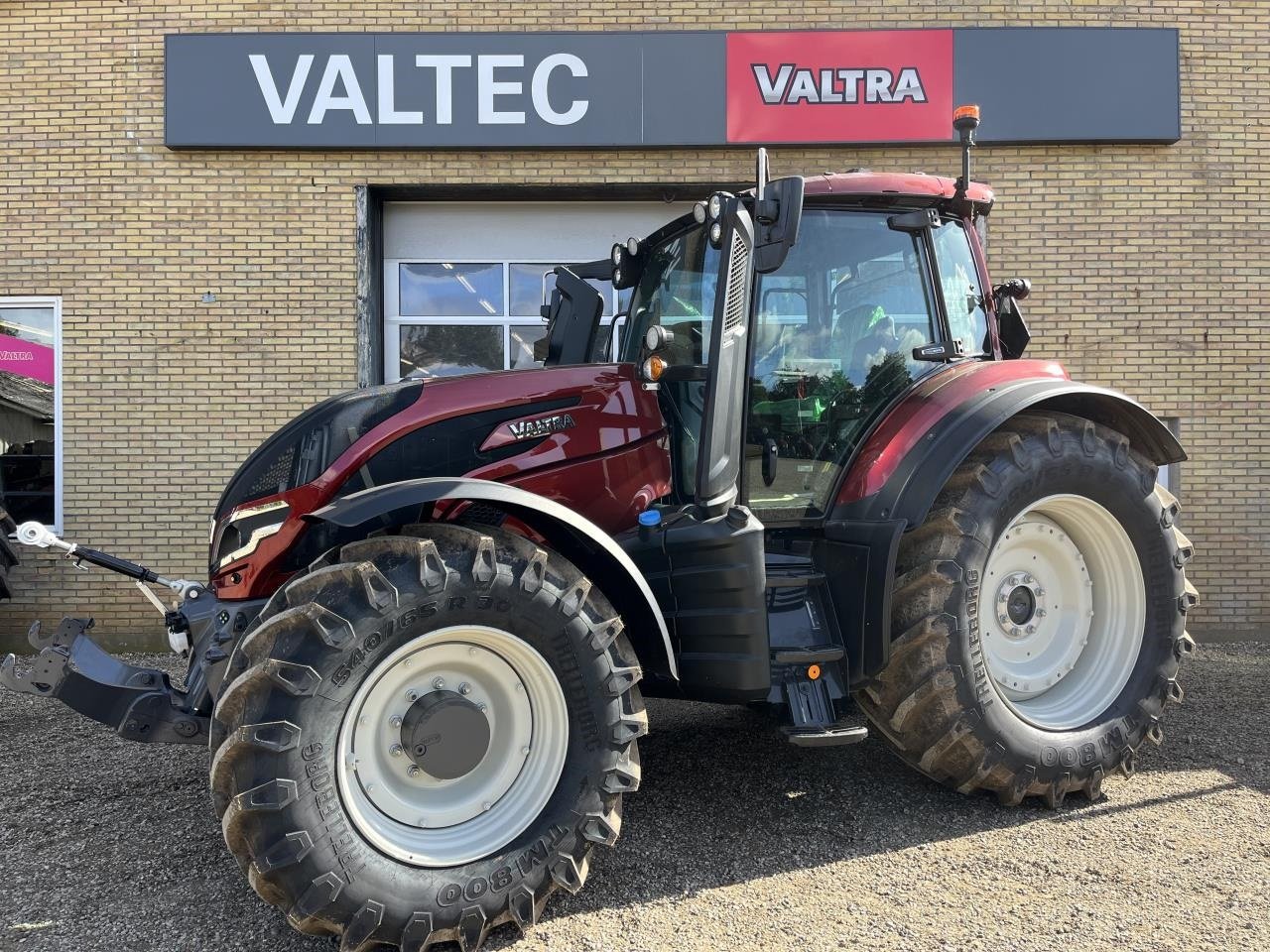 Traktor del tipo Valtra T235D 2A1, Gebrauchtmaschine en Egtved (Imagen 1)