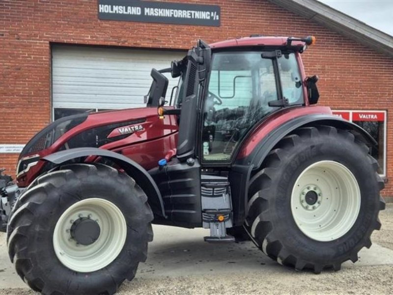 Traktor del tipo Valtra T235D 2A1, Gebrauchtmaschine In Ringkøbing (Immagine 1)