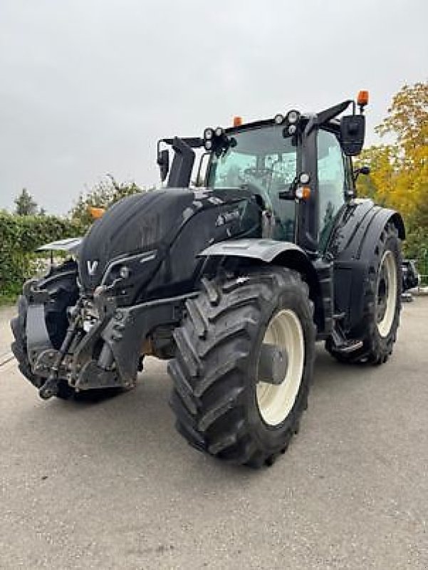 Traktor of the type Valtra T254 VERSU, Gebrauchtmaschine in Sainte-Croix-en-Plaine (Picture 1)