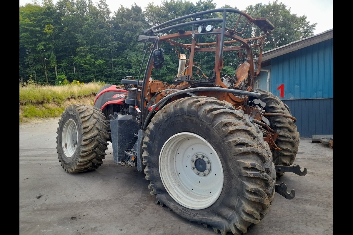 Traktor typu Valtra T254, Gebrauchtmaschine w Viborg (Zdjęcie 6)