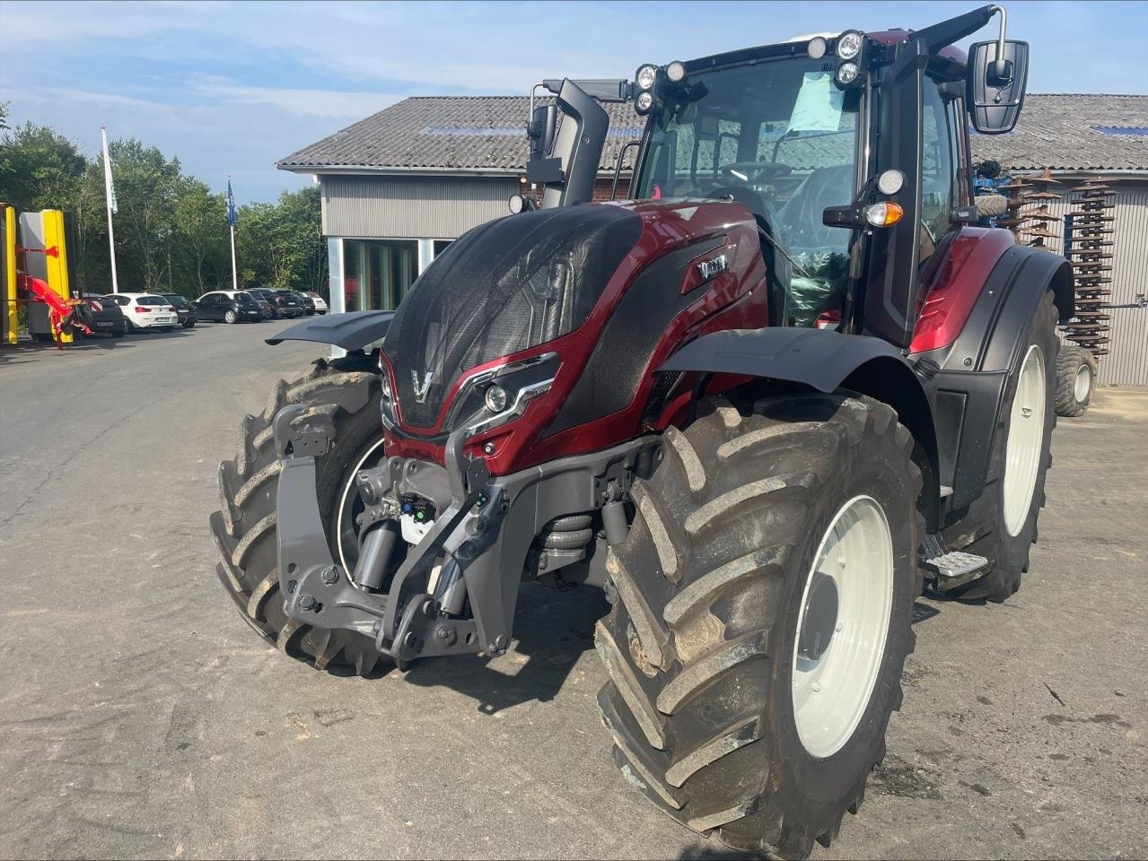 Traktor tip Valtra T255V 2A1, Gebrauchtmaschine in Skanderborg (Poză 4)