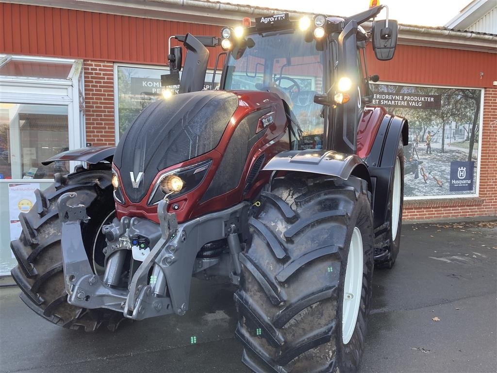 Traktor typu Valtra T255V Benyt vores gode finansiering, Gebrauchtmaschine v Hobro (Obrázek 1)