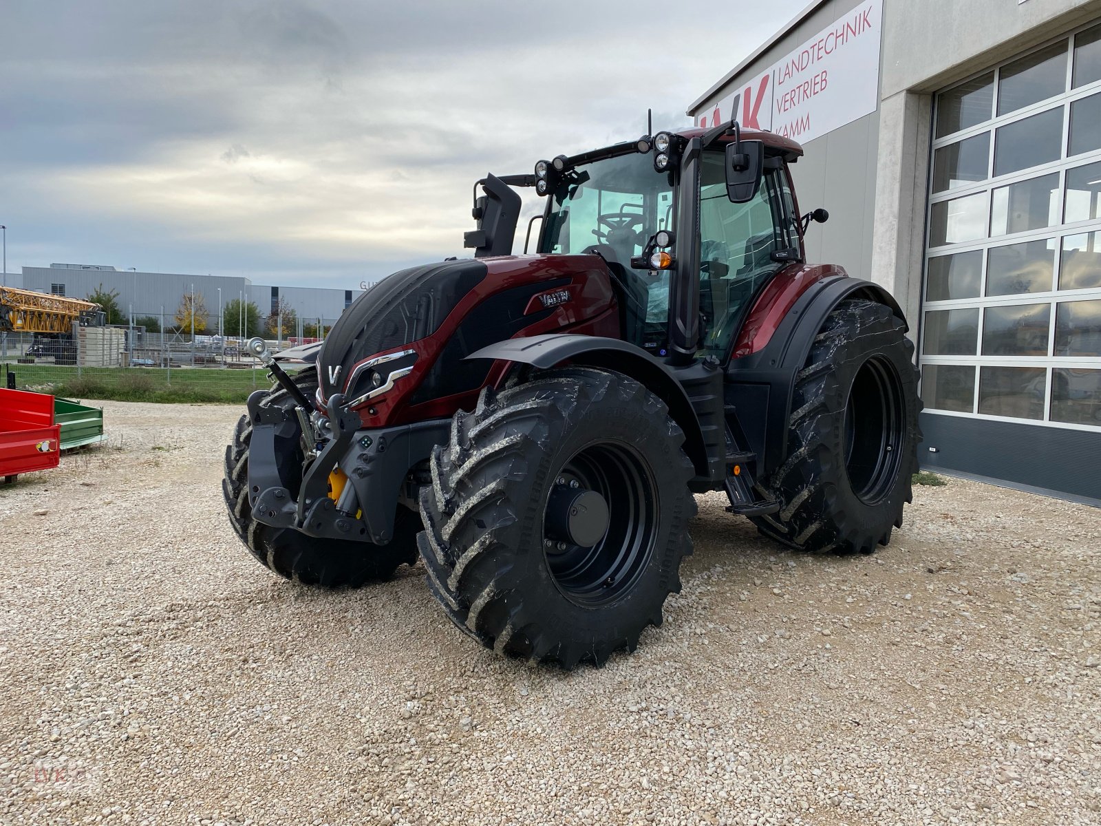 Traktor του τύπου Valtra T255V, Neumaschine σε Weißenburg (Φωτογραφία 2)