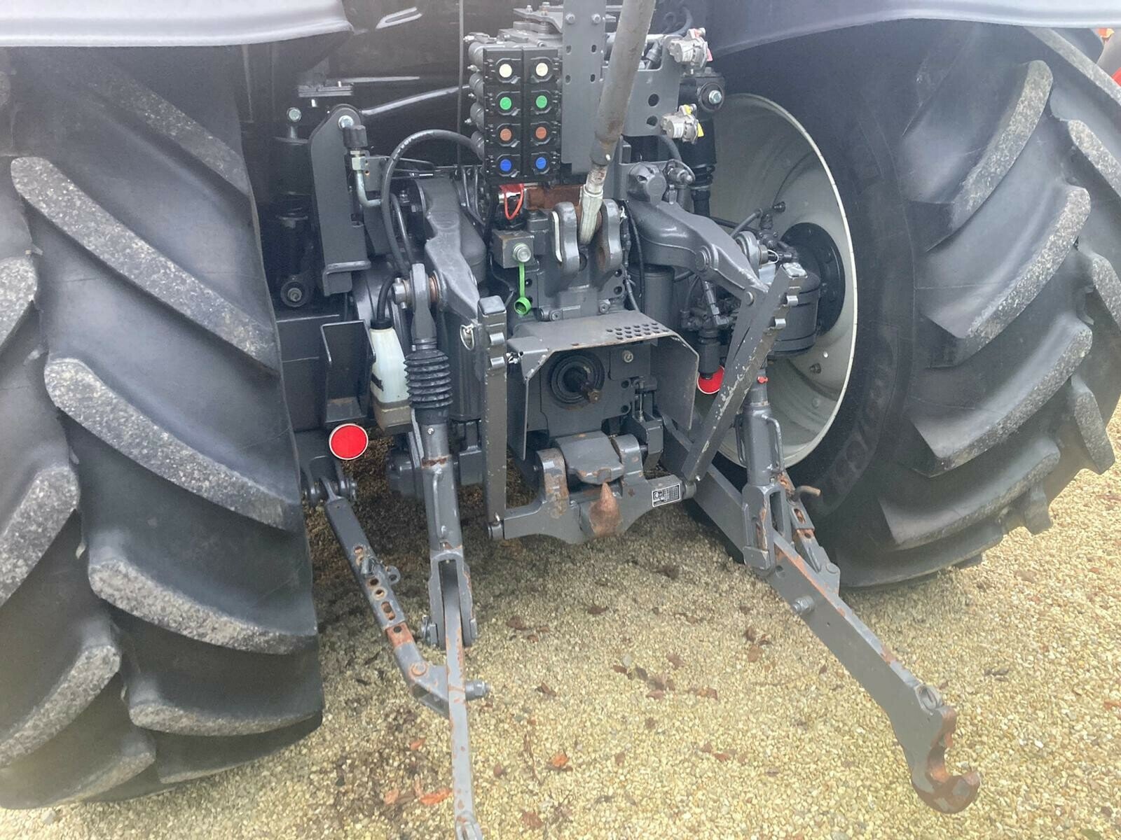 Traktor van het type Valtra TRACTEUR N 154 ACTIVE, Gebrauchtmaschine in PONTIVY (Foto 7)