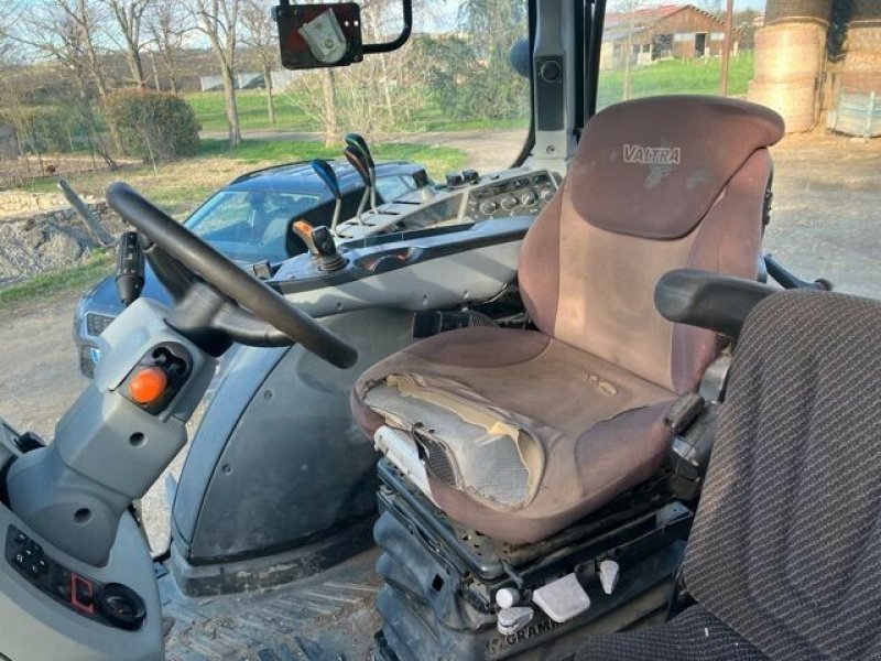 Traktor tipa Valtra TRACTEUR N 154 E, Gebrauchtmaschine u Feurs (Slika 5)