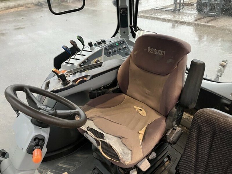 Traktor del tipo Valtra TRACTEUR N 154 E, Gebrauchtmaschine In Feurs (Immagine 5)