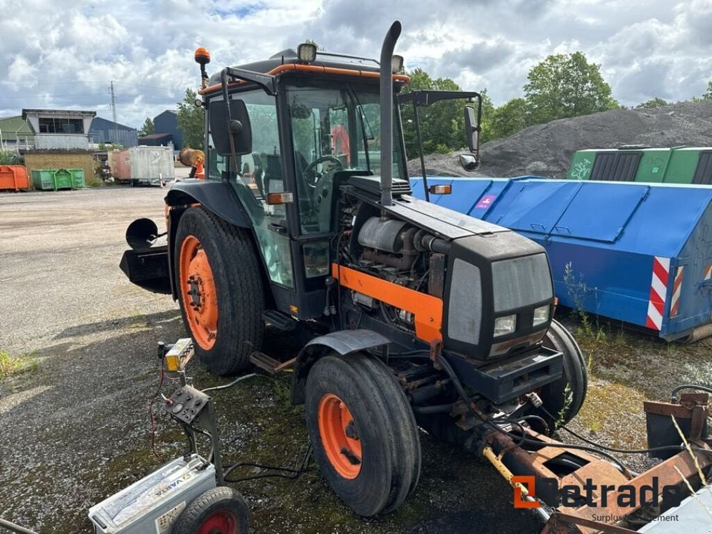 Traktor del tipo Valtra V865, Gebrauchtmaschine en Rødovre (Imagen 1)