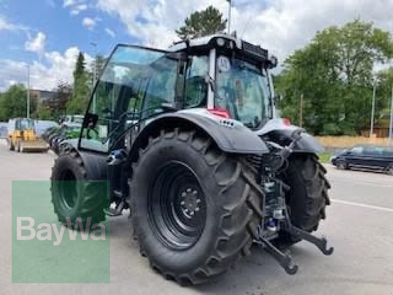 Traktor of the type Valtra VALTRA N155ED, Gebrauchtmaschine in Nuertingen (Picture 13)