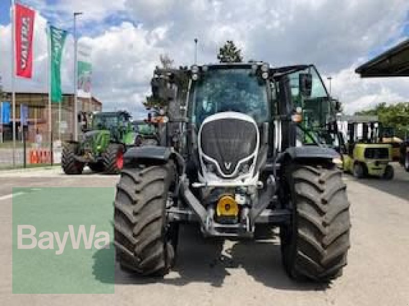 Traktor of the type Valtra VALTRA N155ED, Gebrauchtmaschine in Nuertingen (Picture 7)