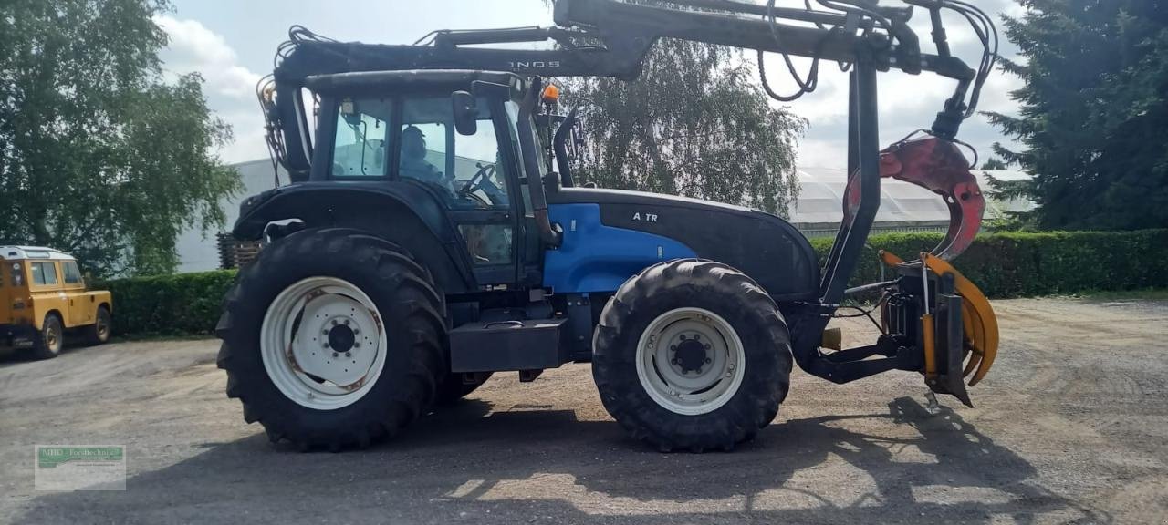 Traktor typu Valtra Valtra T130, Gebrauchtmaschine w Kirchhundem (Zdjęcie 2)